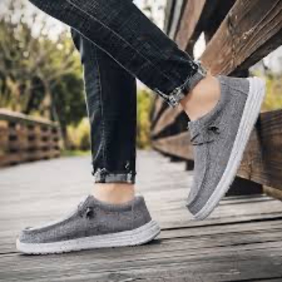 Fanture Other - Men’s Fanture Grey Slip On Lightweight Travel Shoes Size 8.5 US!